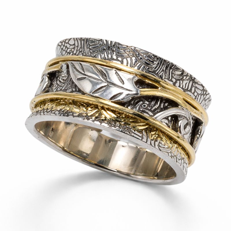 Leaf Design Spinner Ring